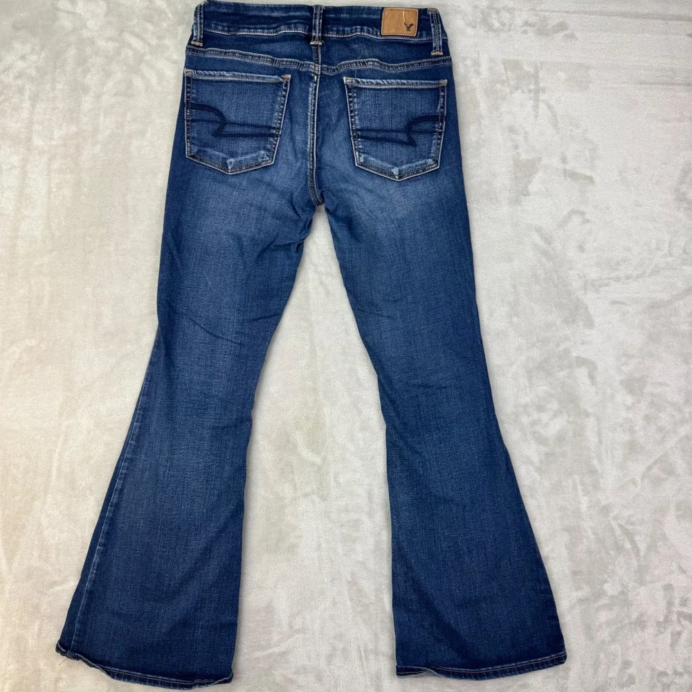 American Eagle Outfitters shipping fast